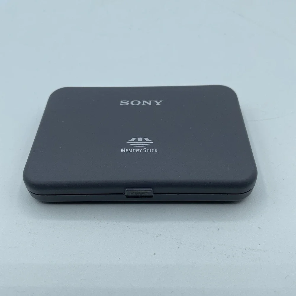 Sony Memory‎ Stick 3 Card Lot (16MB, 512MB, 1 GB) + Case & Sony MRW62E-T Reader